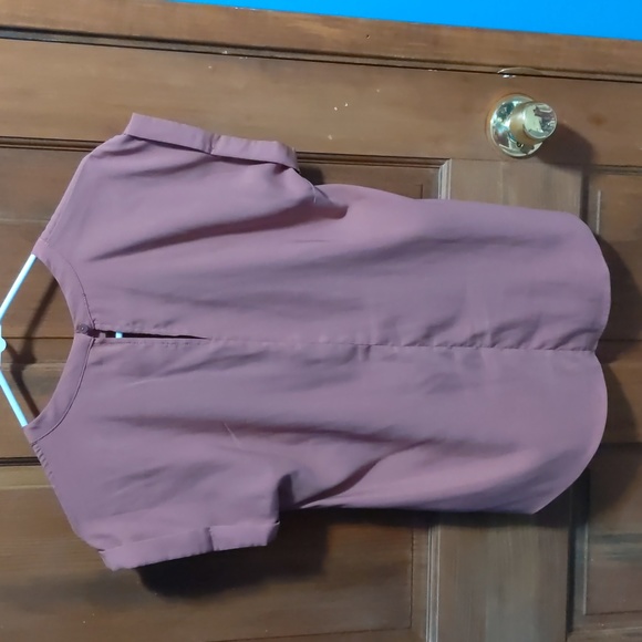 2 Pink Tops 🩷🩷 - Picture 12 of 12